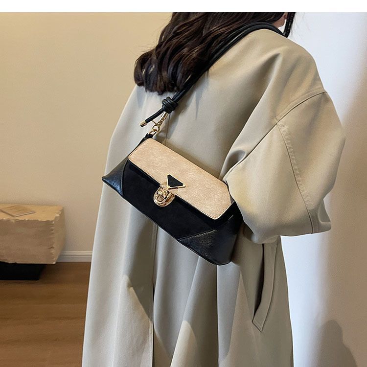 Tas Retro Leiden Baguette - Shoulder Bag bergaya vintage - Gambar 9