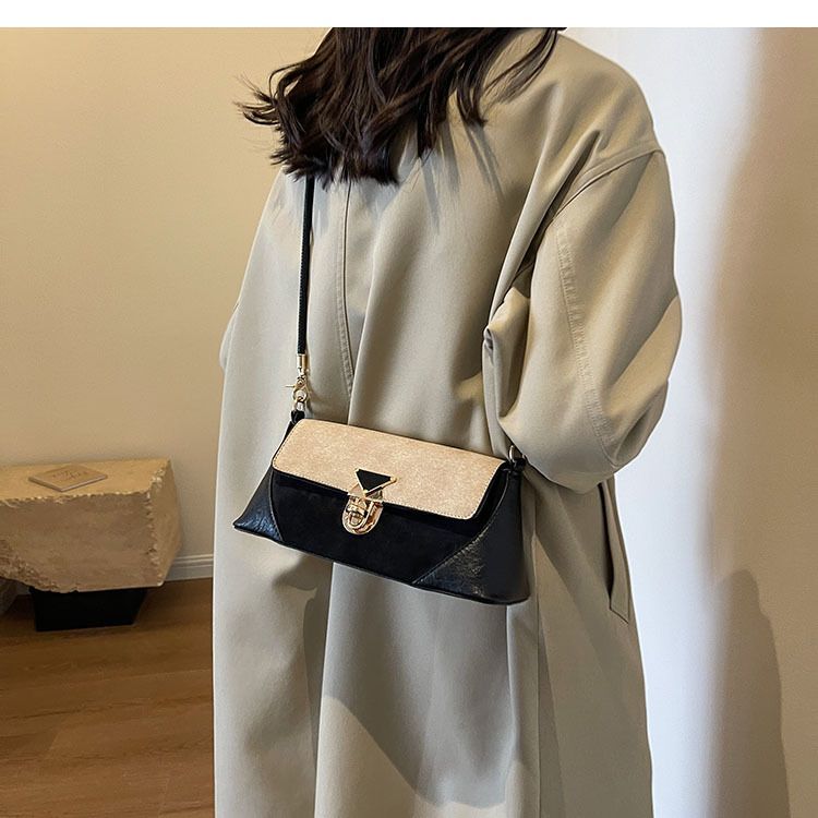 Tas Retro Leiden Baguette - Shoulder Bag bergaya vintage - Gambar 8