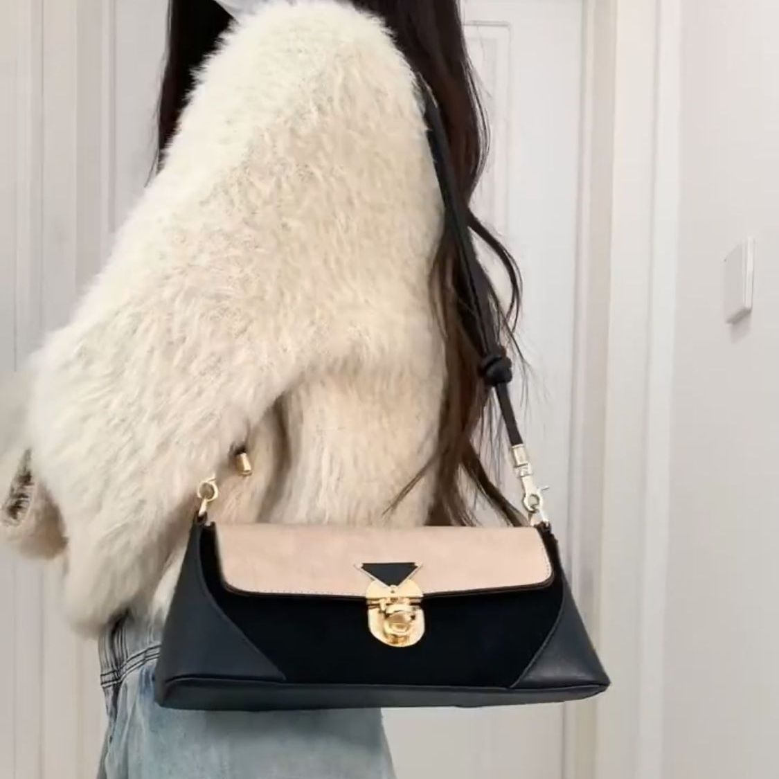 Tas Retro Leiden Baguette - Shoulder Bag bergaya vintage - Gambar 5